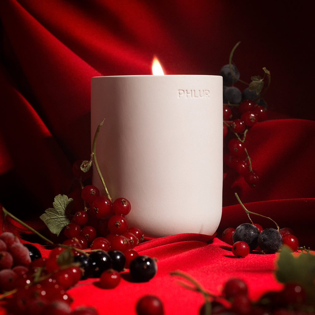 red currant scented holiday candle