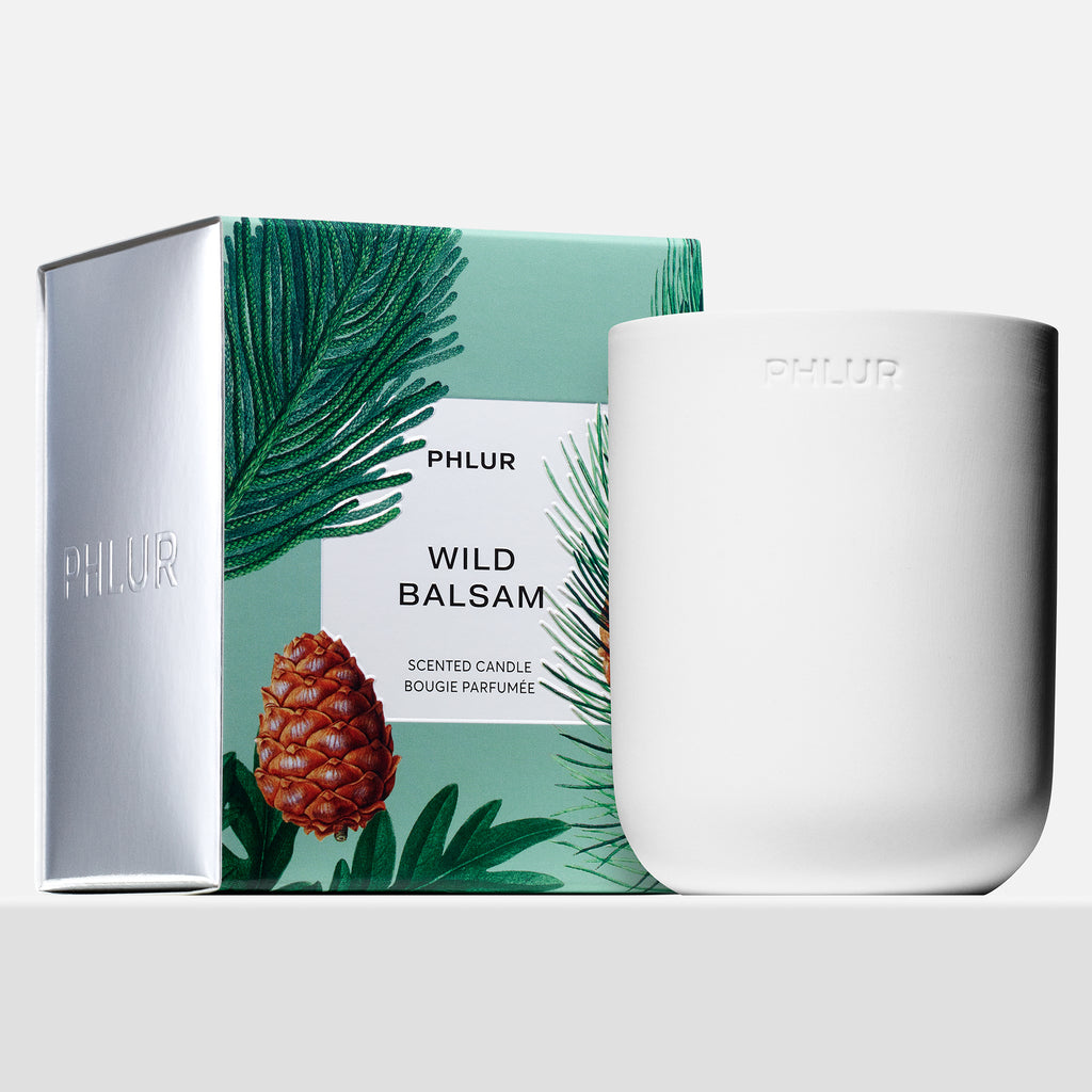 evergreen scented holiday candle